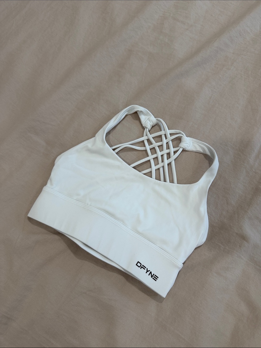 DFYNE White Strappy Sports Bra